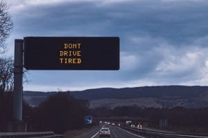 Autofahrt Müdigkeitsanzeichen
